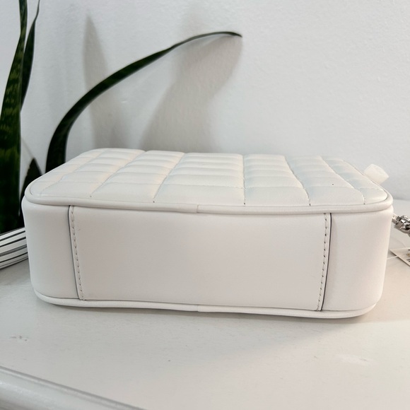 MICHAEL MICHAEL KORS Jet Set Optic White Leather Camera Crossbody Bag NWT - Picture 12 of 15